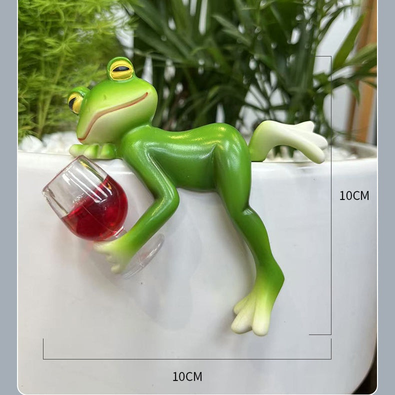 Miniatyyri sammakkopatsas kasvien koristeluun